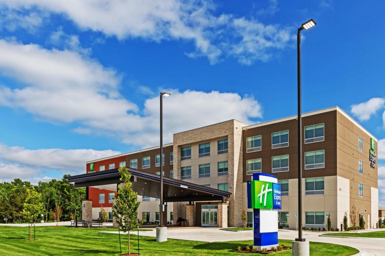 Holiday Inn Express & Suites - Parsons, An Ihg Hotel 외부 사진